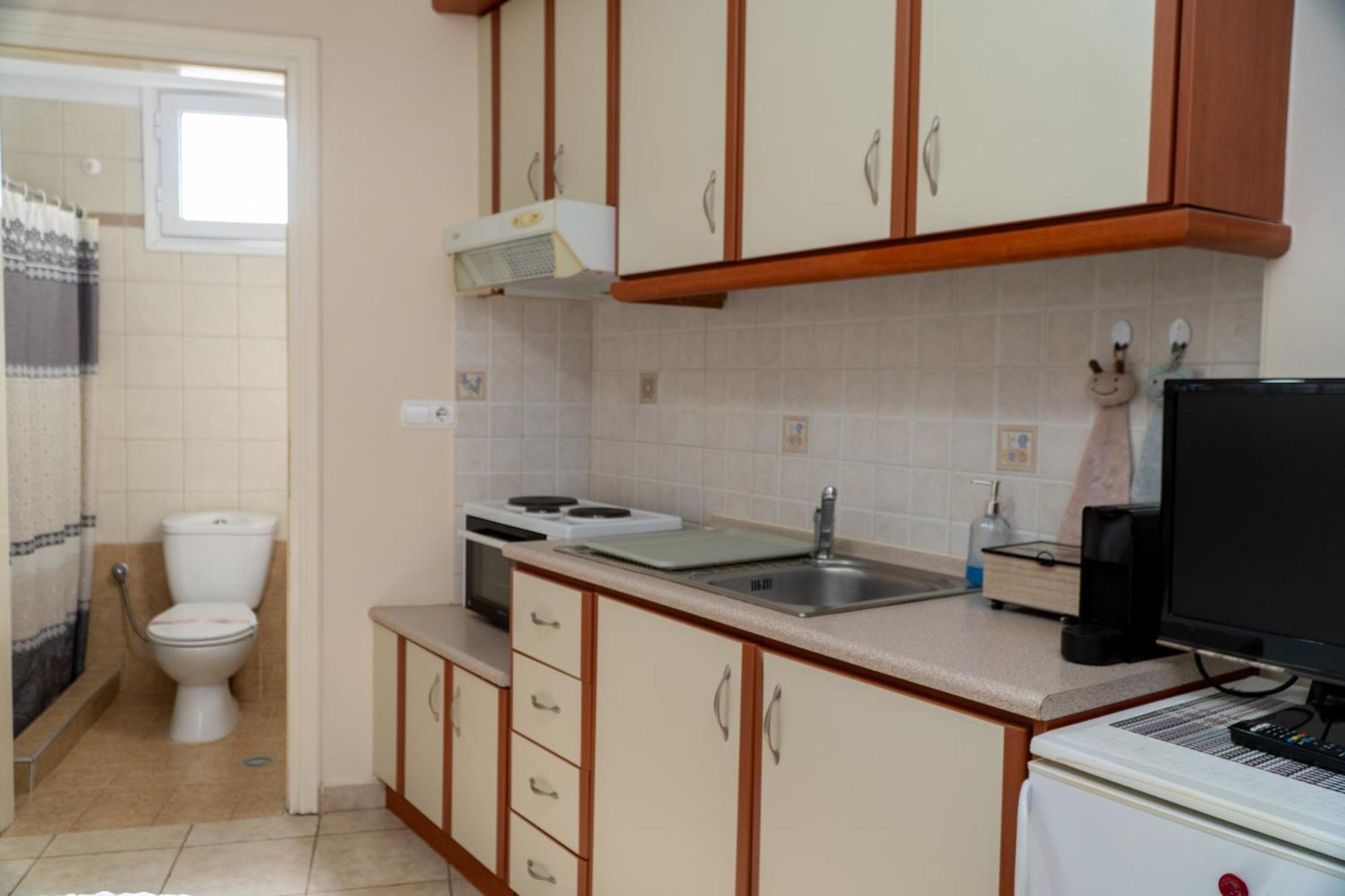 Stergios_Apartments 01 Kozani Esterno foto